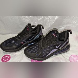 Nike Air Max 270 Throwback Future size 8